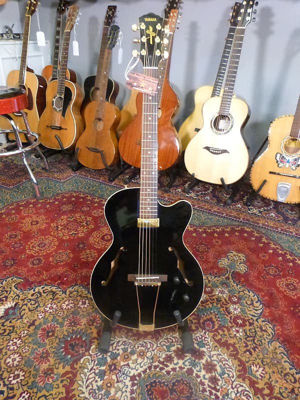 Yamaha AEX 500 Electro Acoustic in Black | Reverb UK