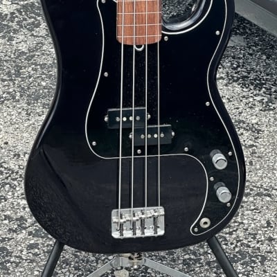 Fender Precision Fretless Bass 1996 - a cool Black P Bass that's fret lined & String-Thru Body designed. for sale