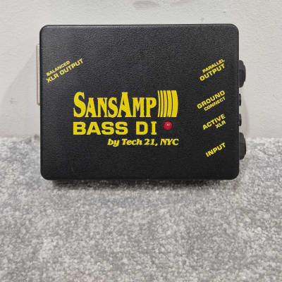 バニラ SANSAMP BASS D DI Vermillion バニラ SANSAMP BASS D DI Vermillion Tech 21 Sansamp Bass