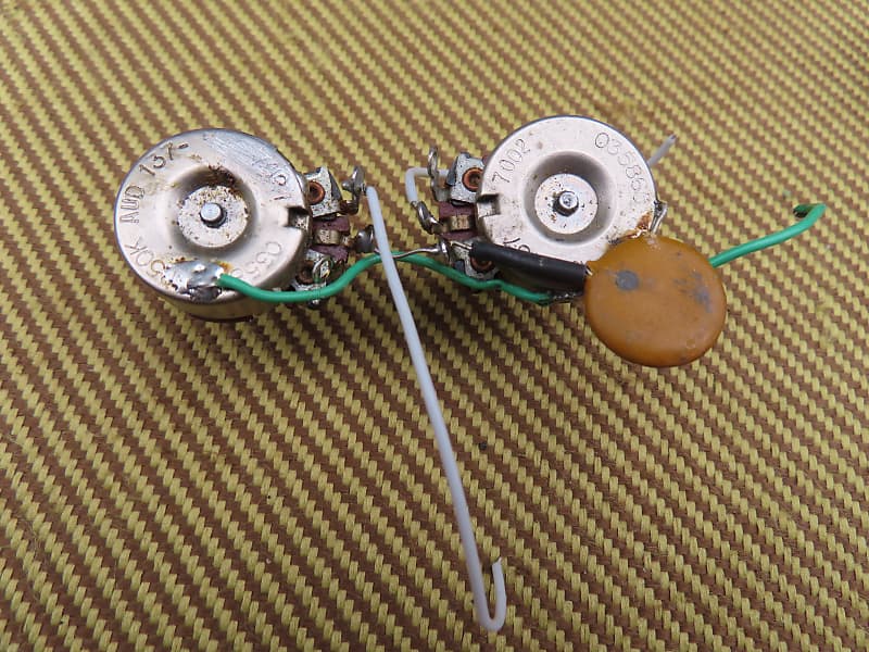 Emerson Custom 5-Way Stratocaster Prewired Kit – Strat SSS