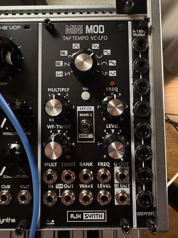 AJH Synth MiniMod Tap Tempo VC-LFO