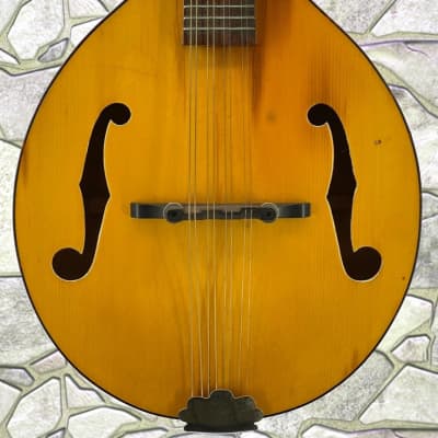 Kalamazoo 1940 KNM-12 Oriole Mandolin with chipboard case in good condition for sale