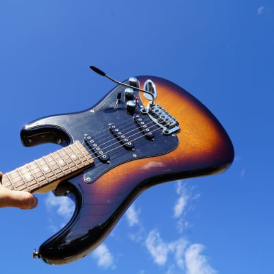 G&L USA CLF Research S-500 Tobacco Sunburst 6-String Electric Guitar w/ Gig Bag NOS image 9