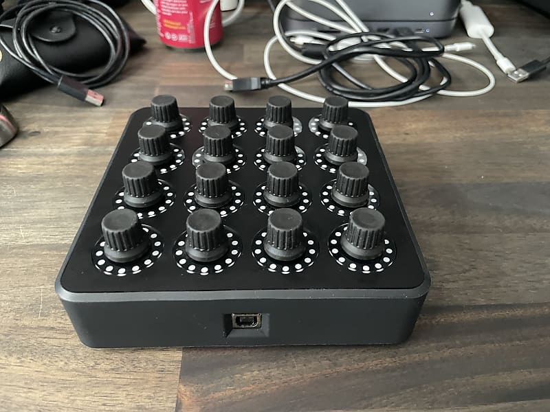 DJ Tech Tools MIDI Fighter Twister | Reverb