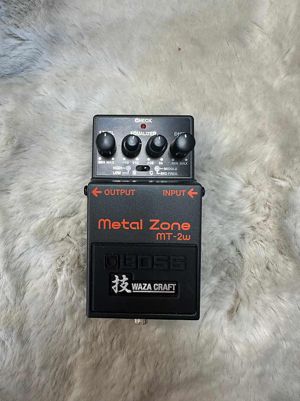 Boss MT-2W