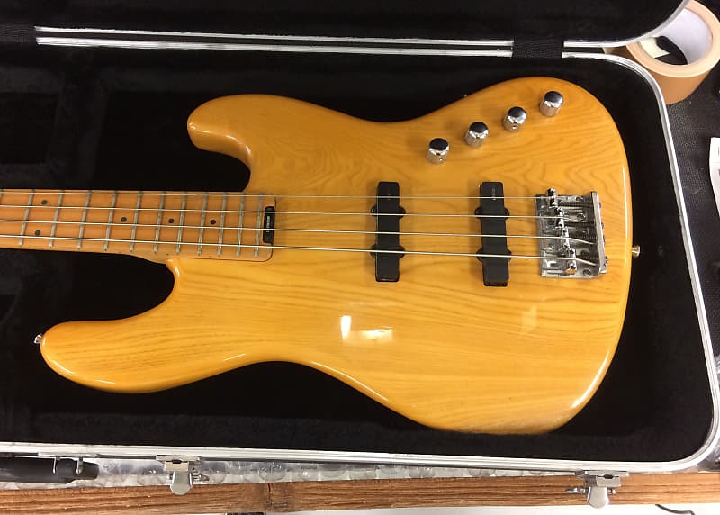 Levinson Blade B2 Jazz Bass 90x Natural