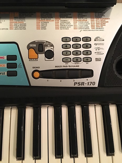 Yamaha PSR-170 Electronic Piano Keyboard 61 Key Portable | Reverb