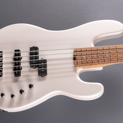 Pro-Mod San Dimas Bass PJ V - Platinum Pearl image 1