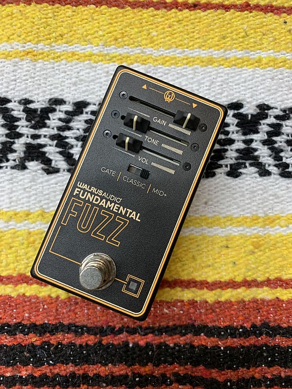 Walrus Audio Fundamental Fuzz