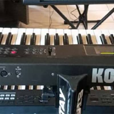 Korg X5 Keyboard Synth with Case image 2