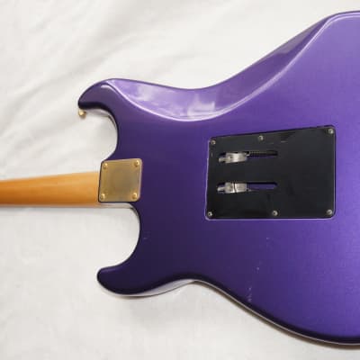 Fernandes Stratocaster / Strat FST-55 Metallic Purple Floyd Fernandes Stratocaster / Strat FST-55 Metallic Purple Floyd