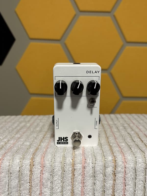 JHS 3 Series Delay