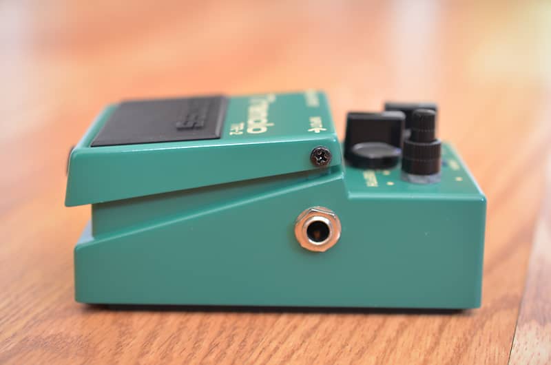 Boss TR-2 Tremolo with Keeley Mod Teal