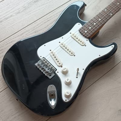 Sunn Fender Mustang Stratocaster 1980s -Black image 12