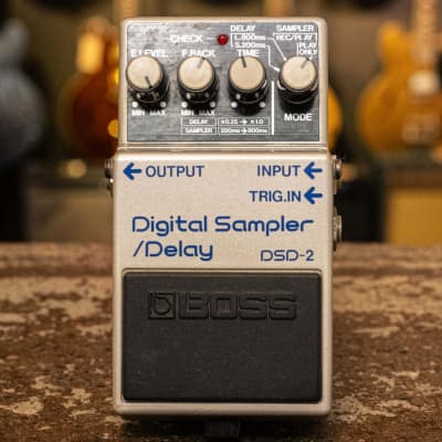 Boss DSD-2 Digital Delay Sampler Pedal | Reverb