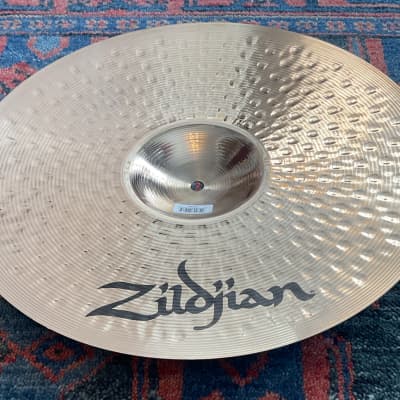 Zildjian A 18” Heavy Crash Cymbal Brilliant Finish image 5