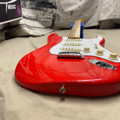 Fender FSR Special Edition '50s Stratocaster Guitar 2015 - Rangoon Red / Maple Neck image 8