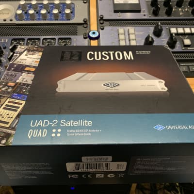 Universal Audio UAD-2 Satellite Firewire QUAD Core | Reverb