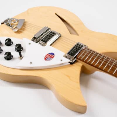 Rickenbacker 330/12 Semi-hollow 12-string Electric Guitar (DEMO) - Mapleglo image 4