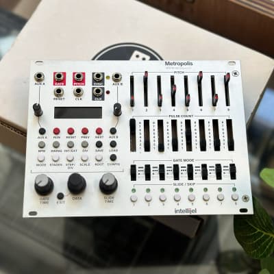 d*y様 intellijel Metropolis モジュラーシンセサイザーシ Intellijel