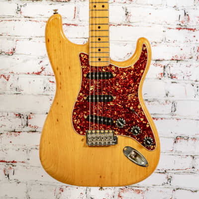 Fender Vintage 1977 Stratocaster Electric Guitar, Stripped Finish w/ Case x5580 (USED) for sale