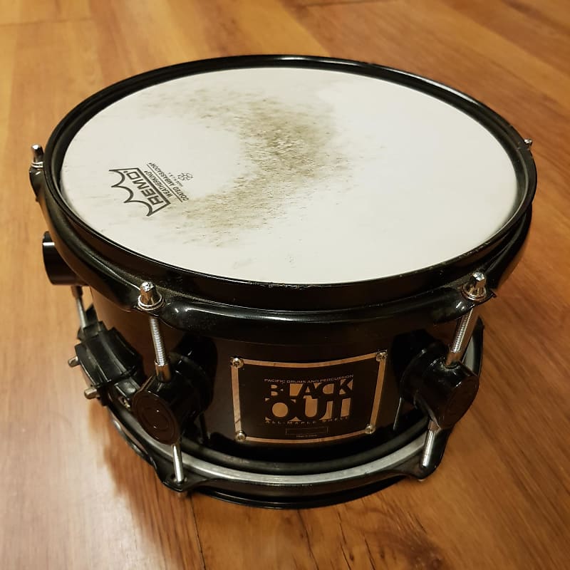 Pdp blackout deals snare drum