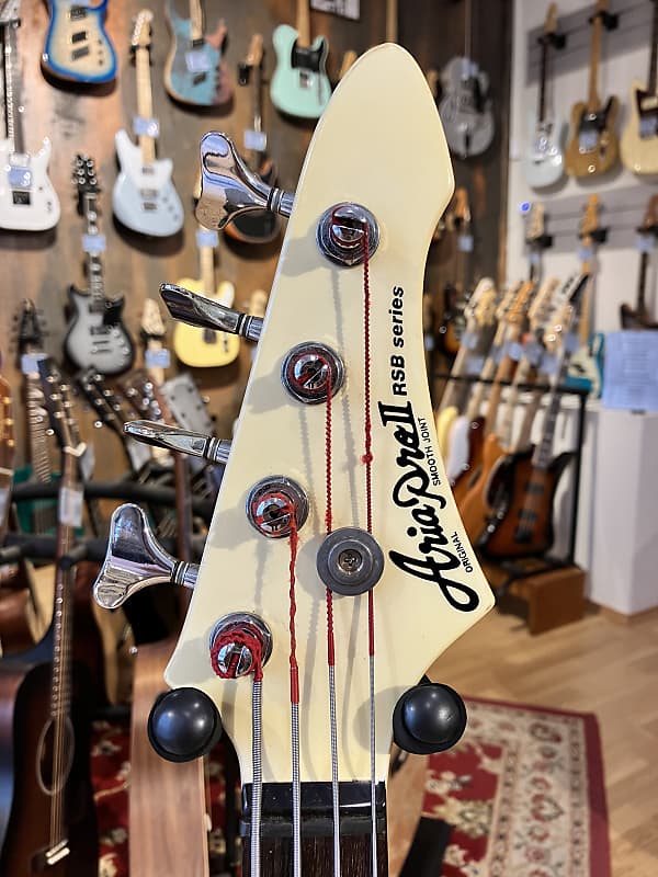 Aria Pro II RSB Medium II 1986 - White | Reverb