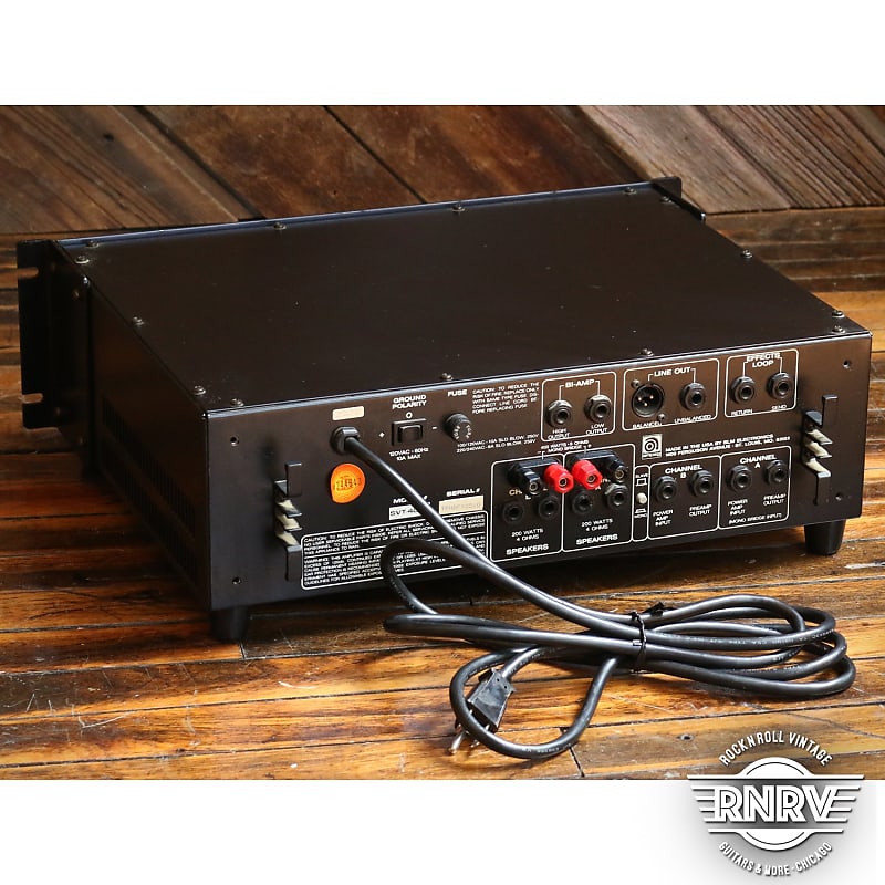 Ampeg SVT-400T 400-Watt Rackmount Bass Amp Head