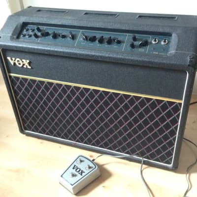 Vox AC-120 2-Channel 120-Watt 2x12" Guitar Combo 1974 - 1978