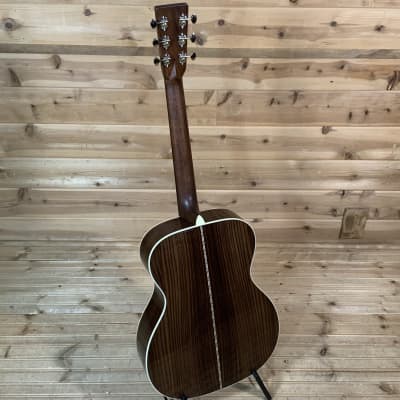 Martin 000-28 Acoustic Guitar - Natural image 5