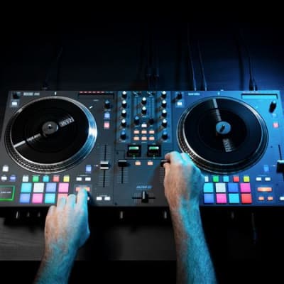 RANE ONE Professional DJ Controller image 14
