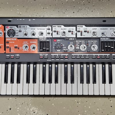 Roland SH-201 Analog Modeling 49 Key Synthesizer Keyboard