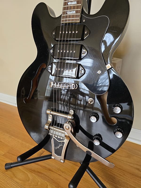 Epiphone riviera p93 black royale hotsell