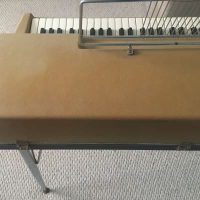 Wurlitzer 200 Electric Piano 1969 Beige Complete with Bench and Cases image 4