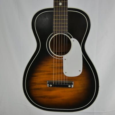 Used Silvertone F-60 PARLOR GUITAR Acoustic Guitars Sunburst image 3