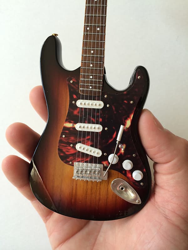 Custom Pickguard - Stratocaster | Custom Picks for your guitar