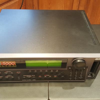 E-MU Systems E5000 Ultra Rackmount 64-Voice Sampler With SSD drive kit