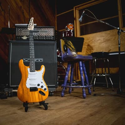 LyxPro Beginner 39” Electric Guitar & Electric Guitar Accessories, Mahogany image 8