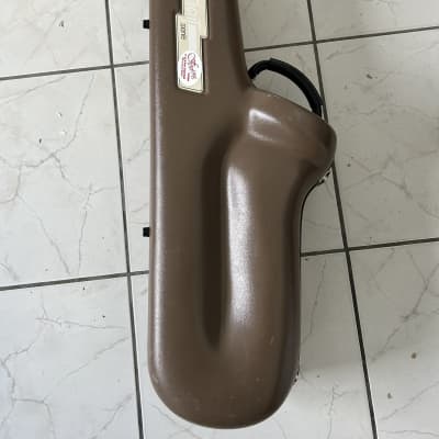 Selmer Tenor saxophone flight case image 1