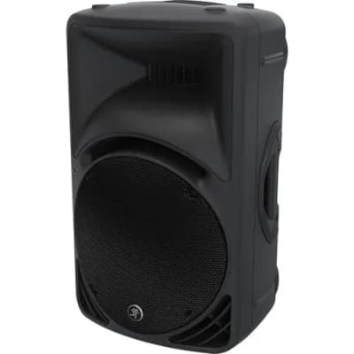 Pair of Mackie Thump TH-15a powered 15-inch speakers, 1000w | Reverb