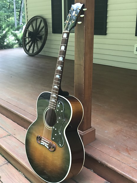 Gibson j150 store