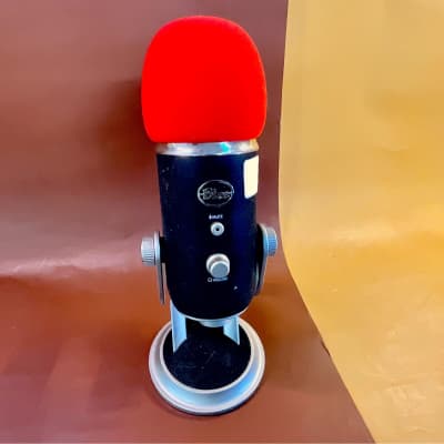 Blue Microphones Yeti Pro USB Condenser Microphone Multipattern