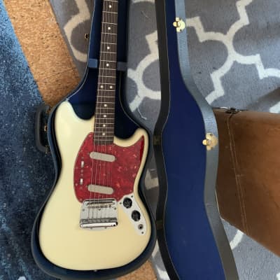 Pre-CBS (pre-1965) Non-Fender Hardshell Guitar Case image 1