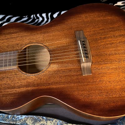 NEW ! 2024 Martin 000-15M StreetMaster Acoustic Guitar - Mahogany Burst - 3.9lbs - Authorized Dealer - G02434 image 6
