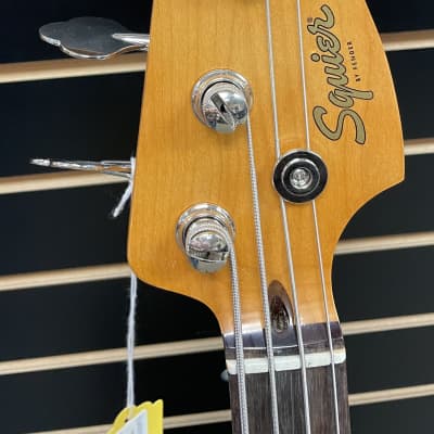 Squier Classic Vibe 60s Precision Bass image 3