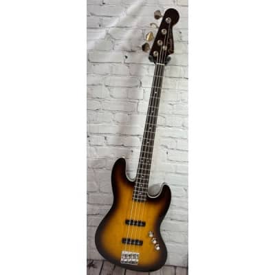 Fender Aerodyne Special 4-String Jazz Bass , Chocolate Burst with Bag - 8.6 lbs