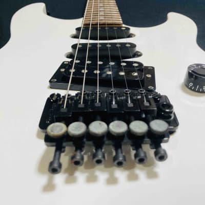 Kramer JK3000 1980's White Made in Japan Vintage w/Gig bag