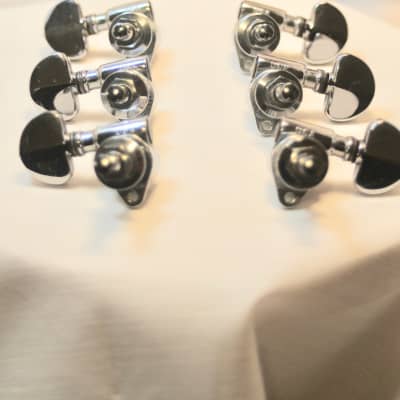 (1) Set  Grover Guitar Tuners Chrome 60s Vintage image 2