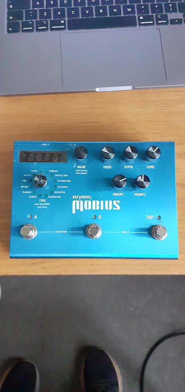 Strymon Mobius