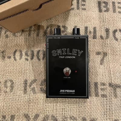 JHS Legends Series Smiley 1969 London Fuzz | Reverb